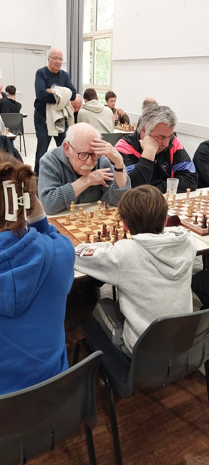 Pierre-André en pleine réflexion